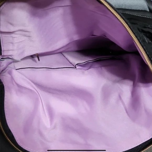 Black Travelon Anti-Theft Quilted Crossbody Pocketbook - Picture 4 of 5